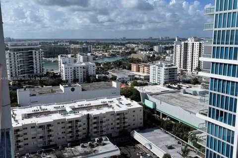 Copropriété à vendre à Miami Beach, Floride: 2 chambres, 105.91 m2 № 1389536 - photo 24