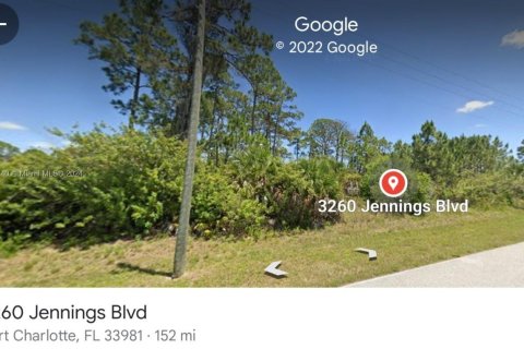 Terreno en venta en Port Charlotte, Florida № 956290 - foto 1