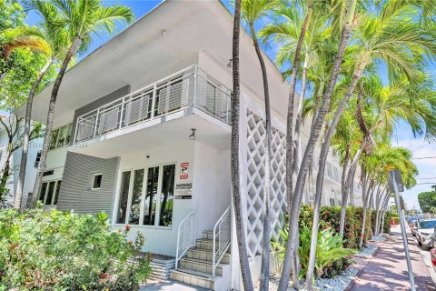 Studio in the Condo in Miami Beach, Florida  № 1315745 - photo 1