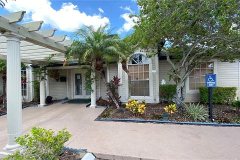 Condominio en venta en Orlando, Florida, 2 dormitorios, 80.27 m2 № 944145 - foto 13