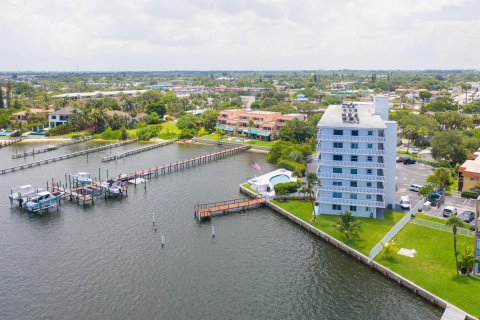 Copropriété à vendre à Lantana, Floride: 2 chambres, 88.26 m2 № 913775 - photo 7