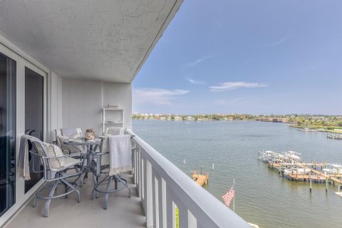 Copropriété à vendre à Lantana, Floride: 2 chambres, 88.26 m2 № 913775 - photo 16