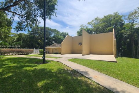 Copropriété à vendre à Deerfield Beach, Floride: 2 chambres, 74.97 m2 № 1400172 - photo 15