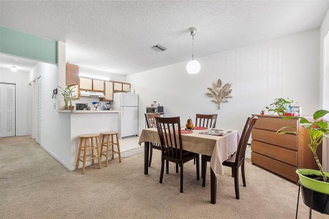 Condominio en venta en Coral Springs, Florida, 2 dormitorios, 79.9 m2 № 860370 - foto 11