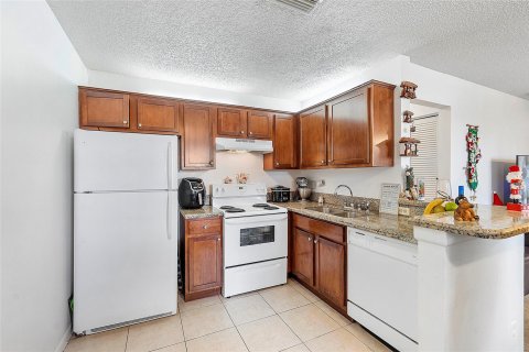 Condominio en venta en Coral Springs, Florida, 2 dormitorios, 79.9 m2 № 860369 - foto 10