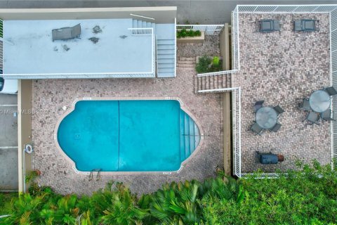 Copropriété à vendre à Fort Lauderdale, Floride: 2 chambres, 77.11 m2 № 1324617 - photo 28