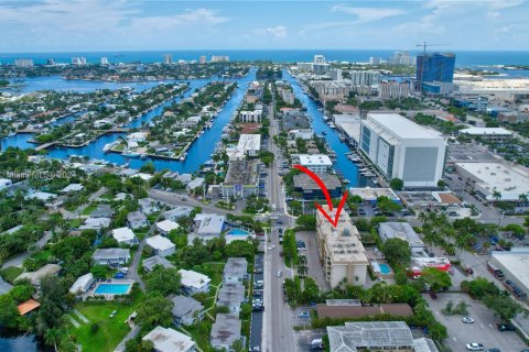 Copropriété à vendre à Fort Lauderdale, Floride: 2 chambres, 77.11 m2 № 1324617 - photo 1