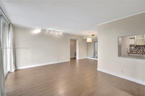 Copropriété à vendre à Fort Lauderdale, Floride: 2 chambres, 77.11 m2 № 1324617 - photo 3