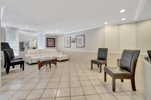 Copropriété à vendre à Fort Lauderdale, Floride: 2 chambres, 77.11 m2 № 1324617 - photo 26