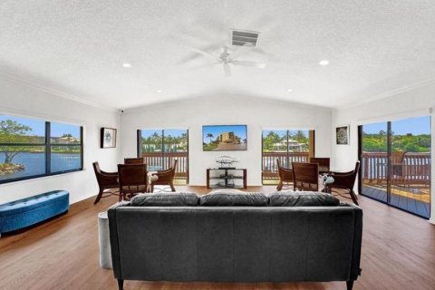 Copropriété à vendre à Hillsboro Beach, Floride: 2 chambres, 159.33 m2 № 819256 - photo 27