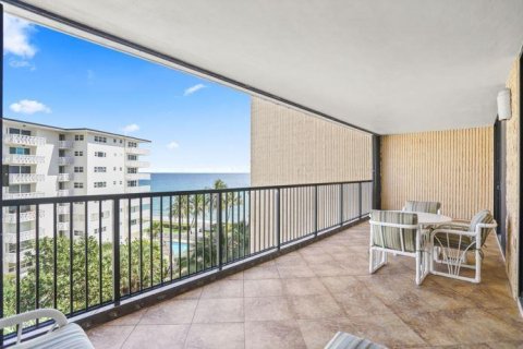 Copropriété à vendre à Hillsboro Beach, Floride: 2 chambres, 159.33 m2 № 819256 - photo 10
