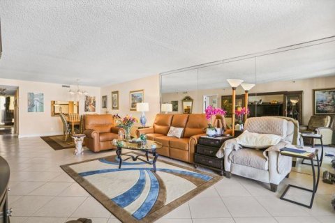 Condominio en venta en Hillsboro Beach, Florida, 2 dormitorios, 159.33 m2 № 819256 - foto 9