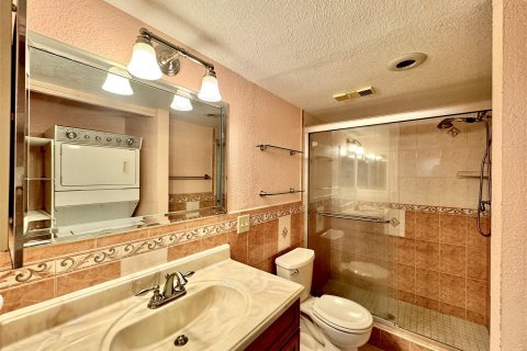 Condo in Sunrise, Florida, 2 bedrooms  № 1225621 - photo 10