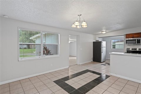 House in Lakeland, Florida 3 bedrooms, 113.81 sq.m. № 1354739 - photo 11