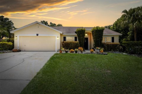 House in Lakeland, Florida 3 bedrooms, 151.99 sq.m. № 1297782 - photo 2