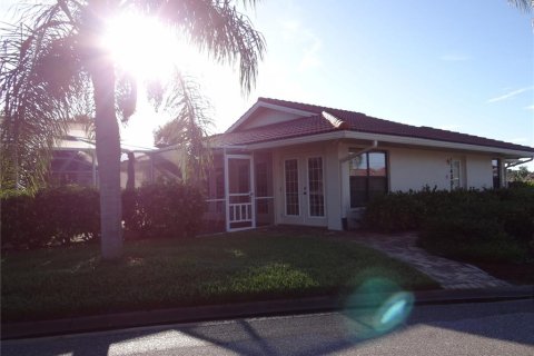 Villa ou maison à louer à Lake Suzy, Floride: 2 chambres, 170.2 m2 № 1341041 - photo 23