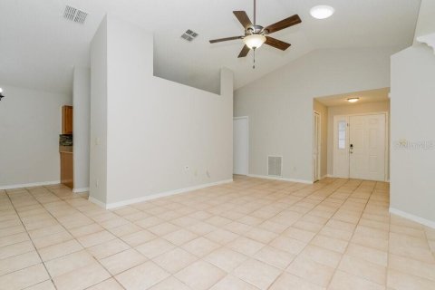 Casa en alquiler en Lutz, Florida, 3 dormitorios, 149.2 m2 № 1341043 - foto 3