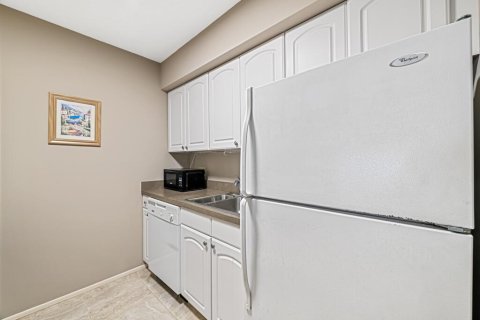 Condominio en venta en Royal Palm Beach, Florida, 1 dormitorio, 61.32 m2 № 1119935 - foto 22