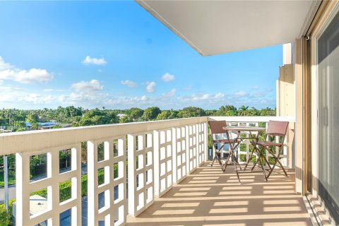 Condo in Oakland Park, Florida, 1 bedroom  № 1375605 - photo 5