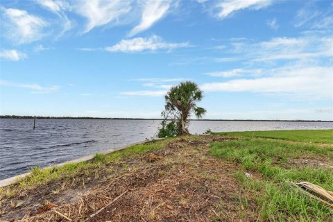 Terrain à vendre à Port Charlotte, Floride № 1321785 - photo 8