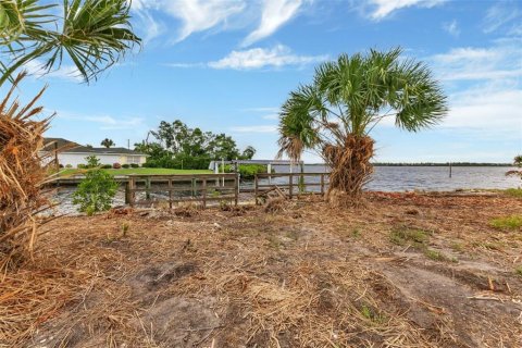 Terreno en venta en Port Charlotte, Florida № 1321785 - foto 6