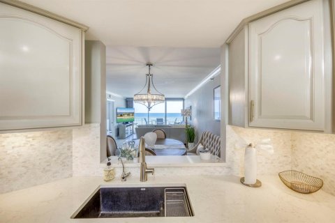 Copropriété à louer à Jensen Beach, Floride: 2 chambres, 120.68 m2 № 690139 - photo 18