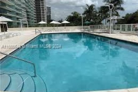 Condominio en venta en Bal Harbour, Florida, 2 dormitorios, 93.65 m2 № 1378656 - foto 22