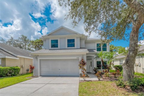 Casa en venta en Tampa, Florida, 5 dormitorios, 247.96 m2 № 1382893 - foto 2