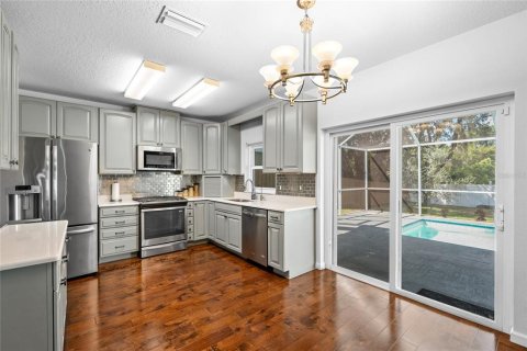 Casa en venta en Tampa, Florida, 5 dormitorios, 247.96 m2 № 1382893 - foto 19