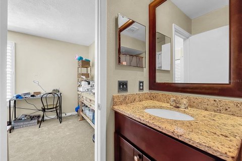 Copropriété à vendre à Tampa, Floride: 2 chambres, 105.91 m2 № 1342759 - photo 21