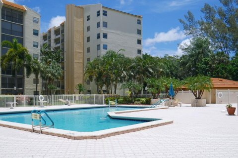 Condominio en venta en Lauderhill, Florida, 2 dormitorios, 117.06 m2 № 1183643 - foto 20
