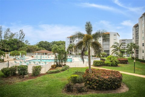 Condominio en venta en Lauderhill, Florida, 2 dormitorios, 117.06 m2 № 1183643 - foto 6