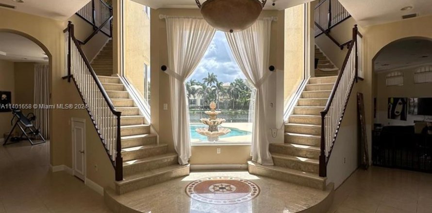 Villa ou maison à Wellington, Floride 6 chambres, 514.4 m2 № 1333302