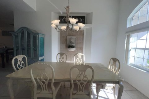 Casa en alquiler en Punta Gorda, Florida, 3 dormitorios, 170.57 m2 № 910373 - foto 11