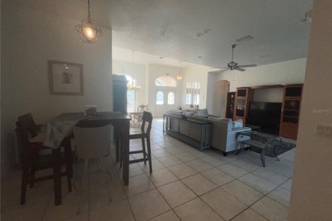 Casa en alquiler en Punta Gorda, Florida, 3 dormitorios, 170.57 m2 № 910373 - foto 15