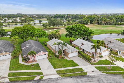 House in Lake Worth, Florida 3 bedrooms, 143.91 sq.m. № 1223692 - photo 11