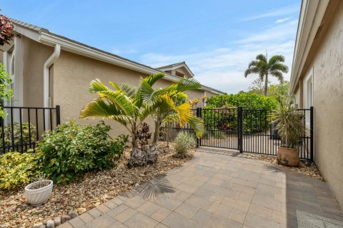 Villa ou maison à vendre à Lake Worth, Floride: 3 chambres, 143.91 m2 № 1223692 - photo 2