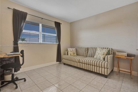 Condominio en venta en Sunrise, Florida, 2 dormitorios, 78.97 m2 № 1127561 - foto 22