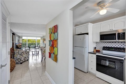 Condominio en venta en Sunrise, Florida, 2 dormitorios, 78.97 m2 № 1127561 - foto 15