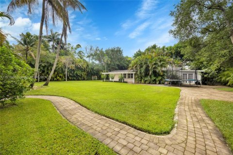 Villa ou maison à vendre à Pinecrest, Floride: 7 chambres, 501.77 m2 № 1234058 - photo 24