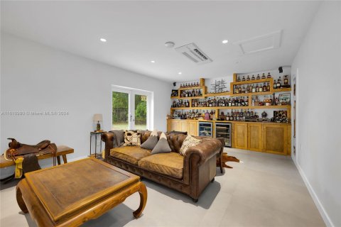 Villa ou maison à vendre à Pinecrest, Floride: 7 chambres, 501.77 m2 № 1234058 - photo 29