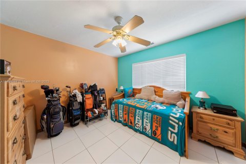 Купить виллу или дом в Майами, Флорида 5 спален, 305.83м2, № 664764 - фото 17