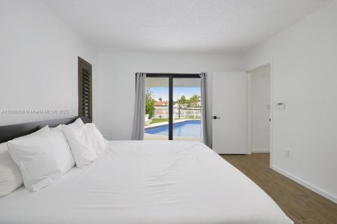 Casa en venta en North Miami Beach, Florida, 4 dormitorios № 886278 - foto 8