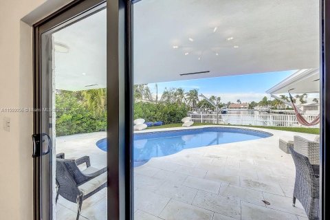 Villa ou maison à vendre à North Miami Beach, Floride: 4 chambres № 886278 - photo 26