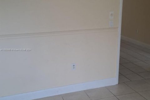 Copropriété à vendre à Royal Palm Beach, Floride: 3 chambres, 135.36 m2 № 1006897 - photo 4