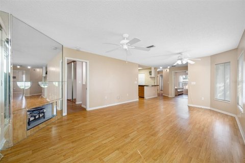 Condominio en venta en Hudson, Florida, 2 dormitorios, 109.53 m2 № 1382539 - foto 9