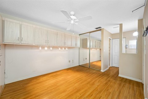 Condo in Hudson, Florida, 2 bedrooms  № 1382539 - photo 23