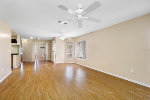 Condo in Hudson, Florida, 2 bedrooms  № 1382539 - photo 10