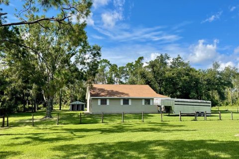 Villa ou maison à vendre à North Port, Floride: 3 chambres, 170.75 m2 № 1335979 - photo 5