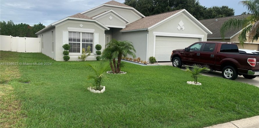 House in Davenport, Florida 3 bedrooms № 1306220